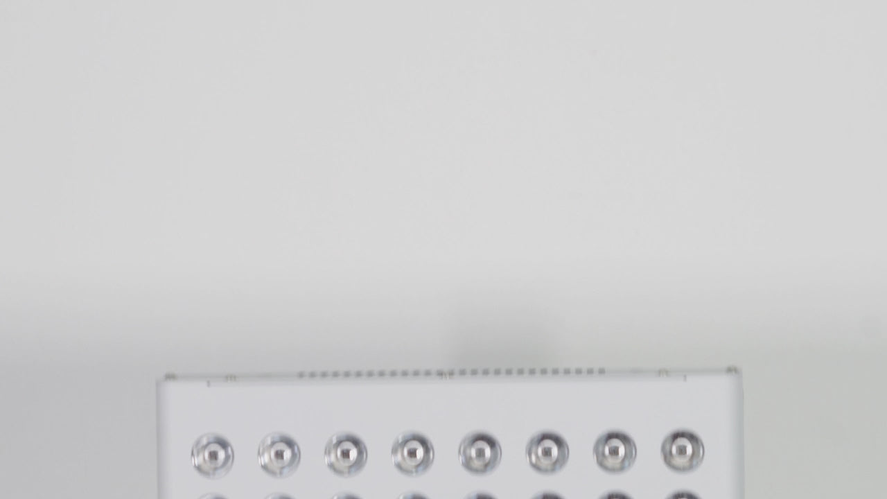Load video: Pro Red Light Therapy Device